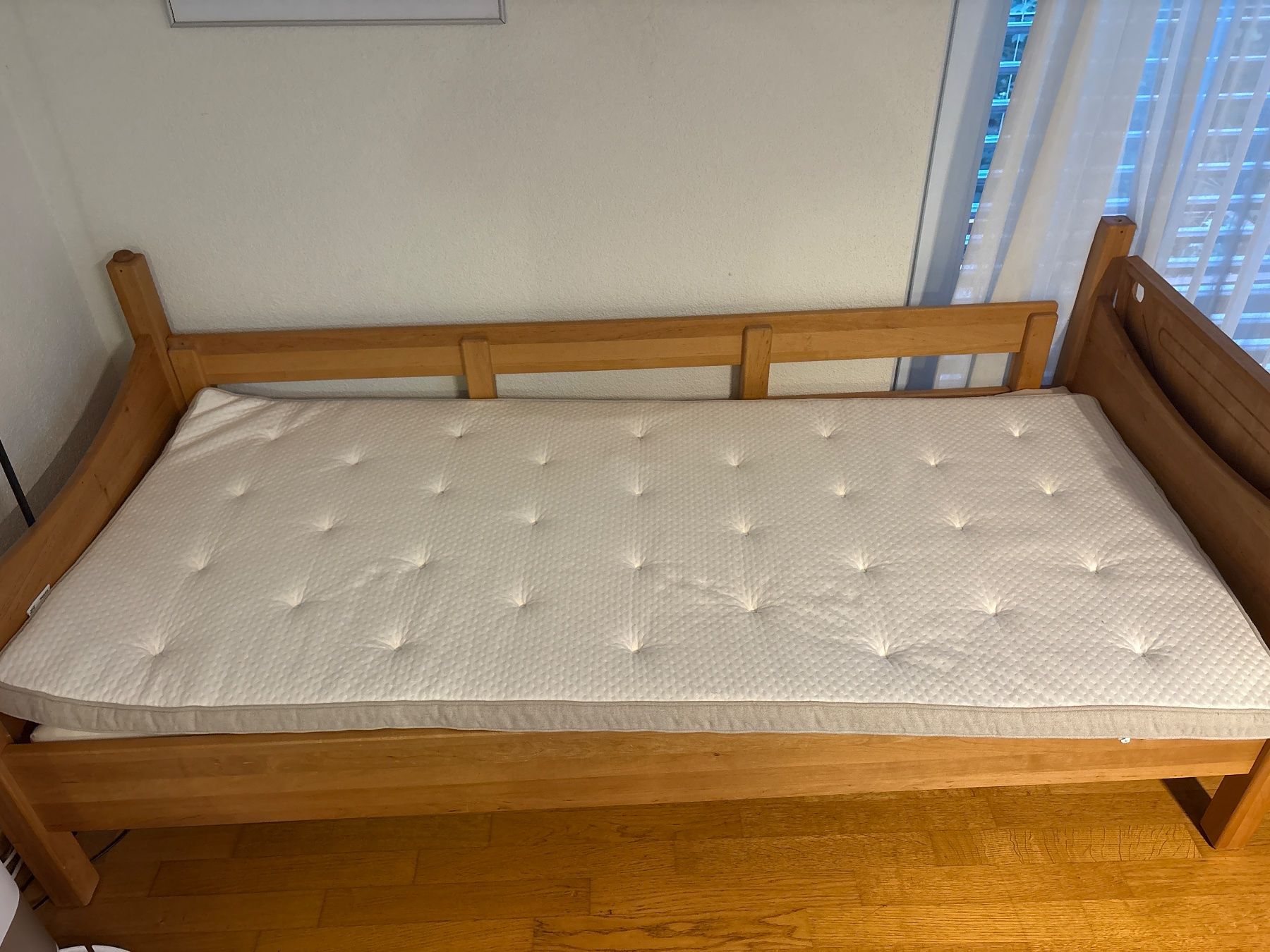 Matelas: Matratze weiss gesteppt gebraucht – D'occasion à Brüttisellen par Wissu 1