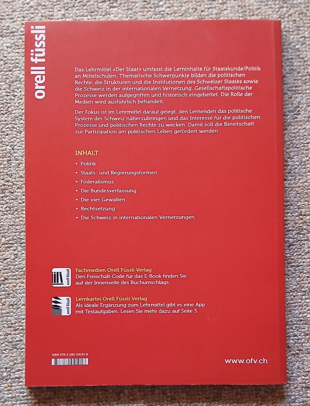 Libri: Der Staat: Grundlagenbuch – Nuovo (secondo la descrizione) da Oberrieden venduto da sib_nkf6 1
