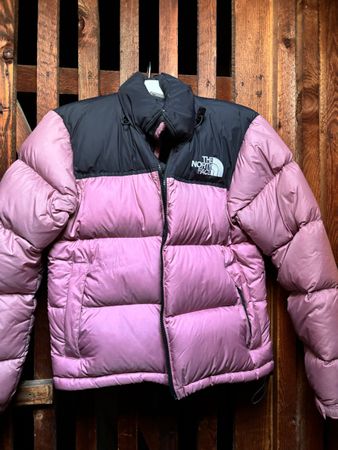 The North Face Retro Nuptse Rosa