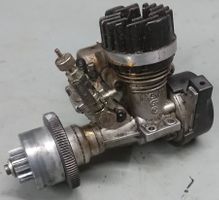 Kyosho Magnum GP 10 vintage Nitro Motor Teilespender