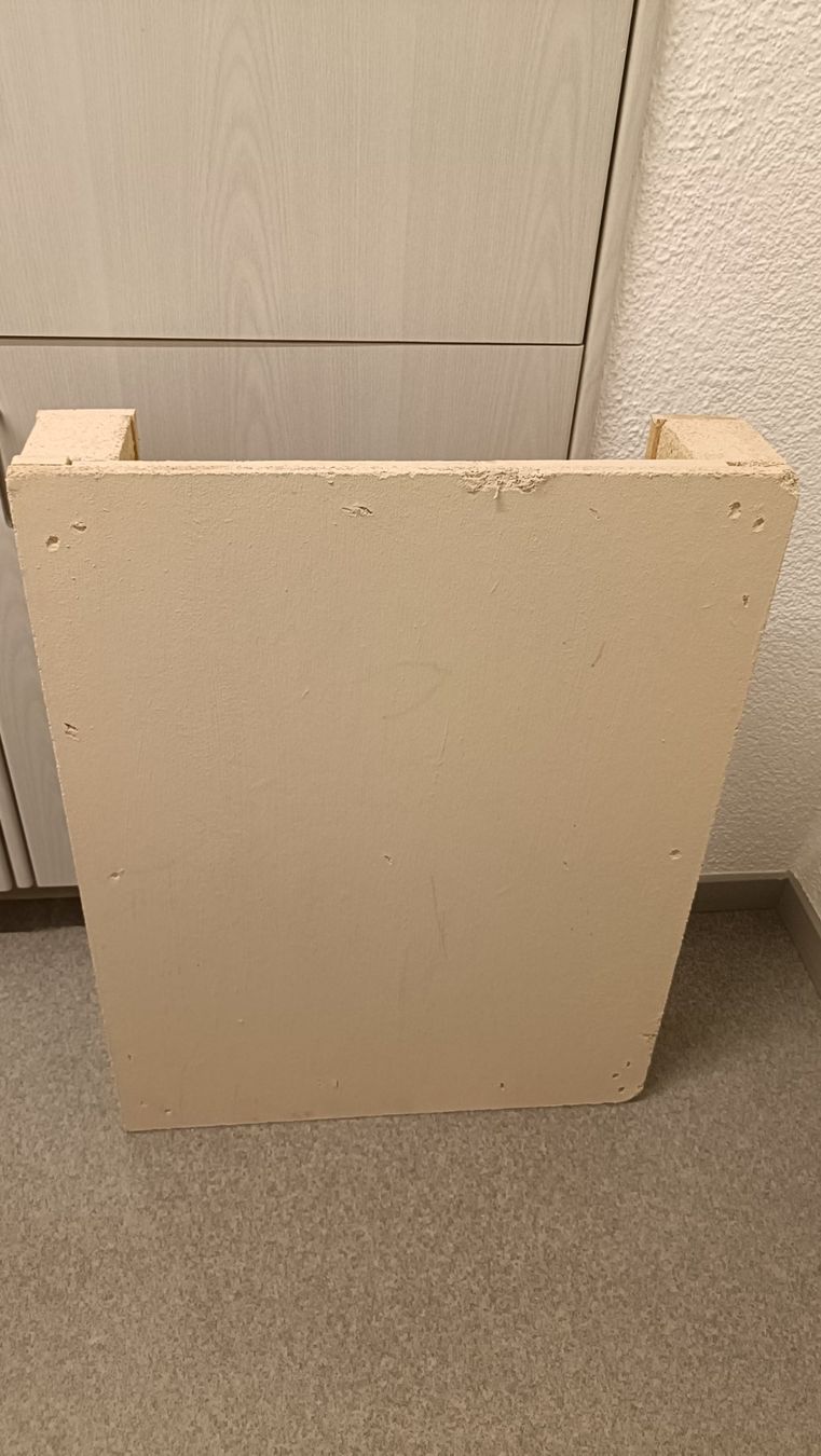 Pallets: Euro Palette beige bemalt – Usato da Dübendorf venduto da Me_sa 2