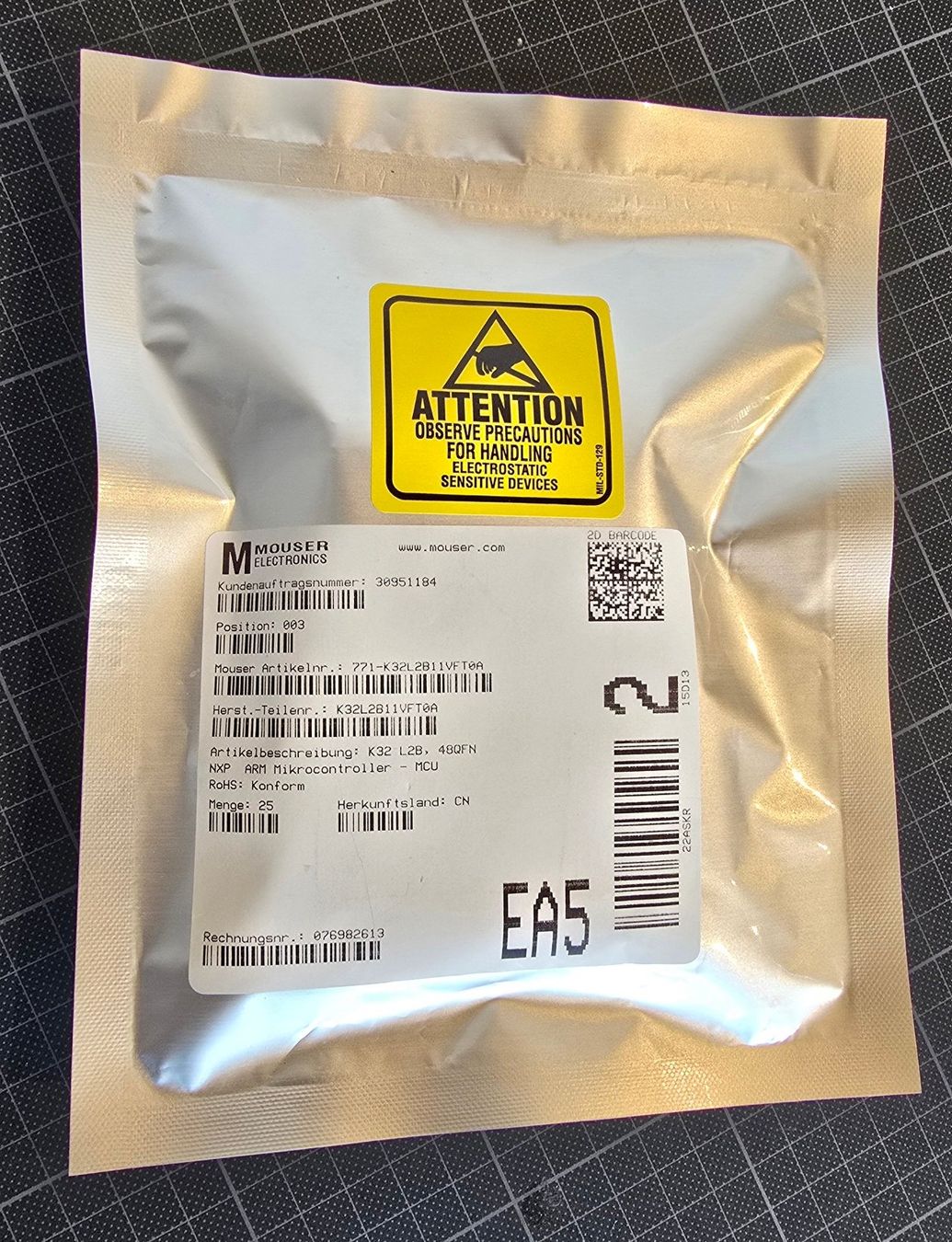 Componenti elettronici: 25x NXP K32L2B ARM Mikrocontroller K32L2B11VFT0A OVP – Nuovo e nell'imballaggio originale da Degersheim venduto da joa_5g87