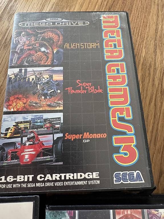 Konsolen: Sega Megadrive 2 mit spielen – Gebraucht aus Tuggen von 2012prague 4