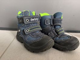 Winterschuhe Gr. 22