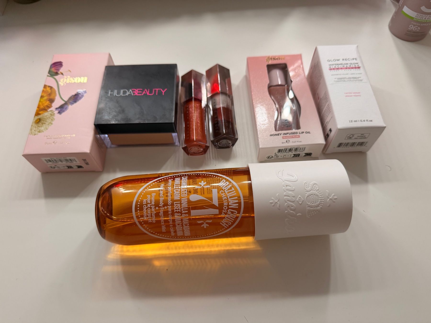 Huda Beauty Make-up: Make-up set – Usato da Kaiserstuhl AG venduto da bai_ytp6