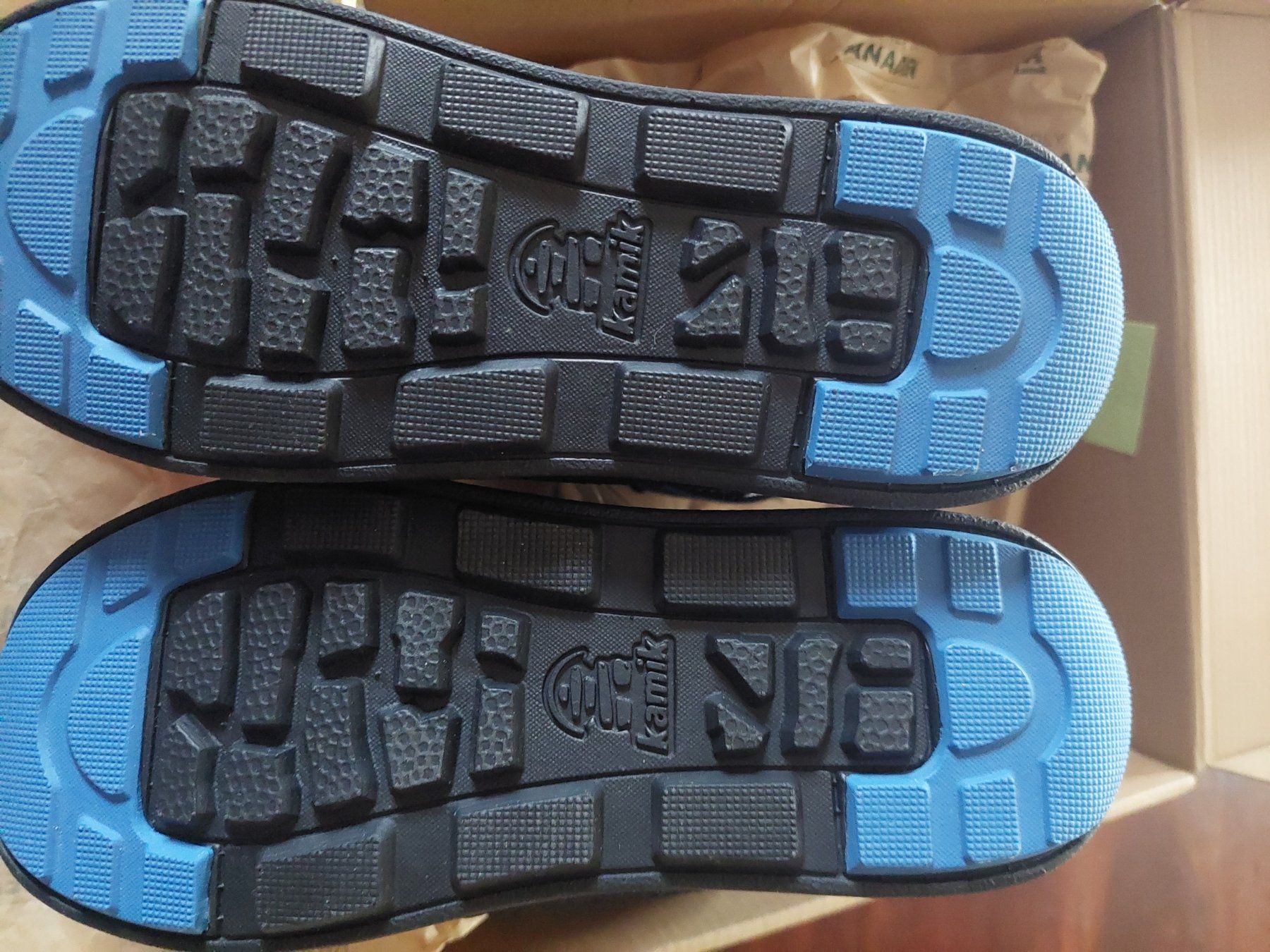 Kamik Scarpe per ragazzi: Kamik Winterstiefel Schwarz/Blau Grösse 35 – Usato da Beckenried venduto da Havacola 6