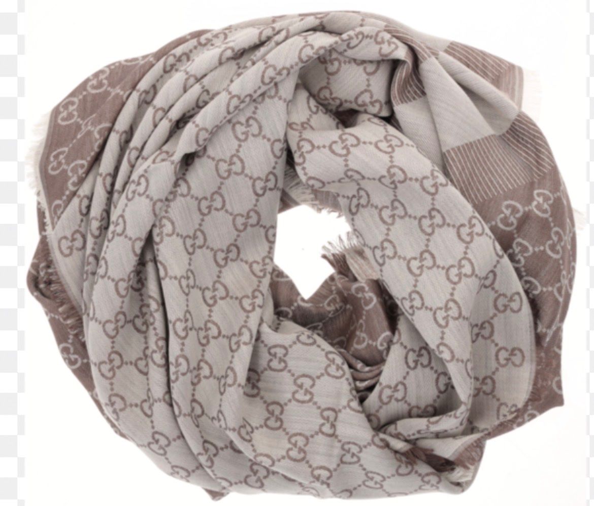 Gucci Foulard & Sciarpe: Gucci schal – Usato da Zürich venduto da sel_2c96