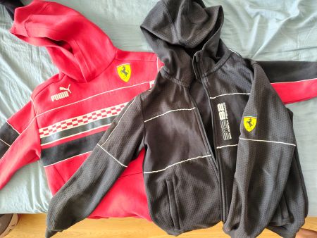 Lot de 2 vestes à capuche Puma Scuderia Ferrari, occasion