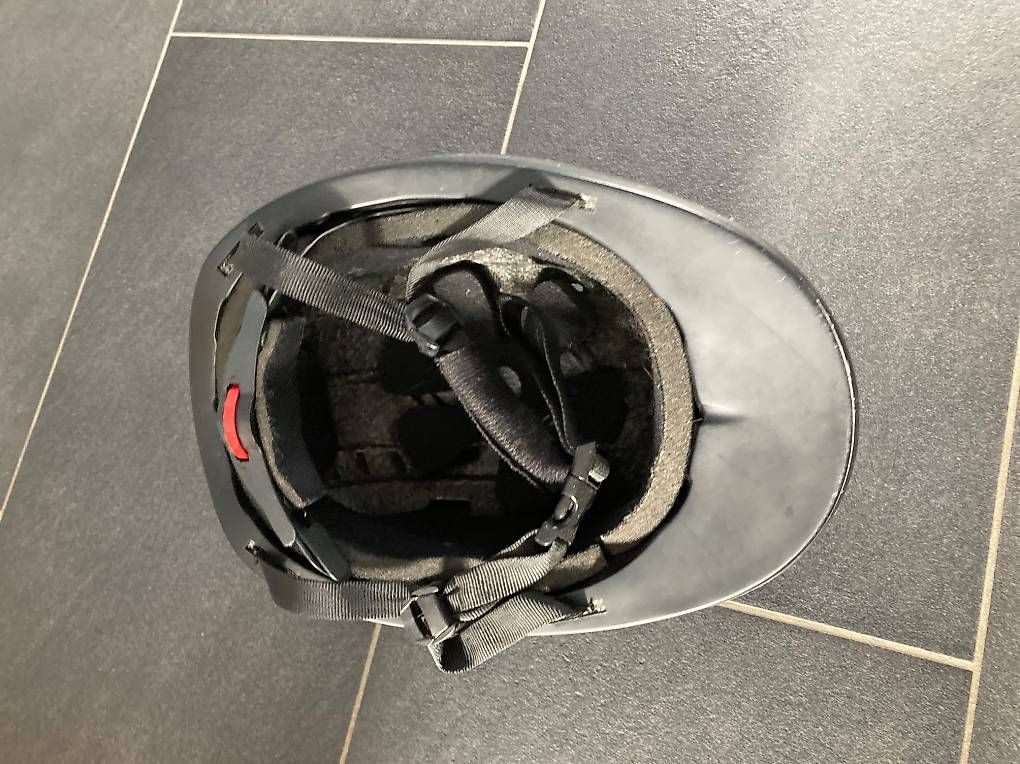 Helme: Reithelm – Gebraucht aus Niederbüren von Rothlinger 2
