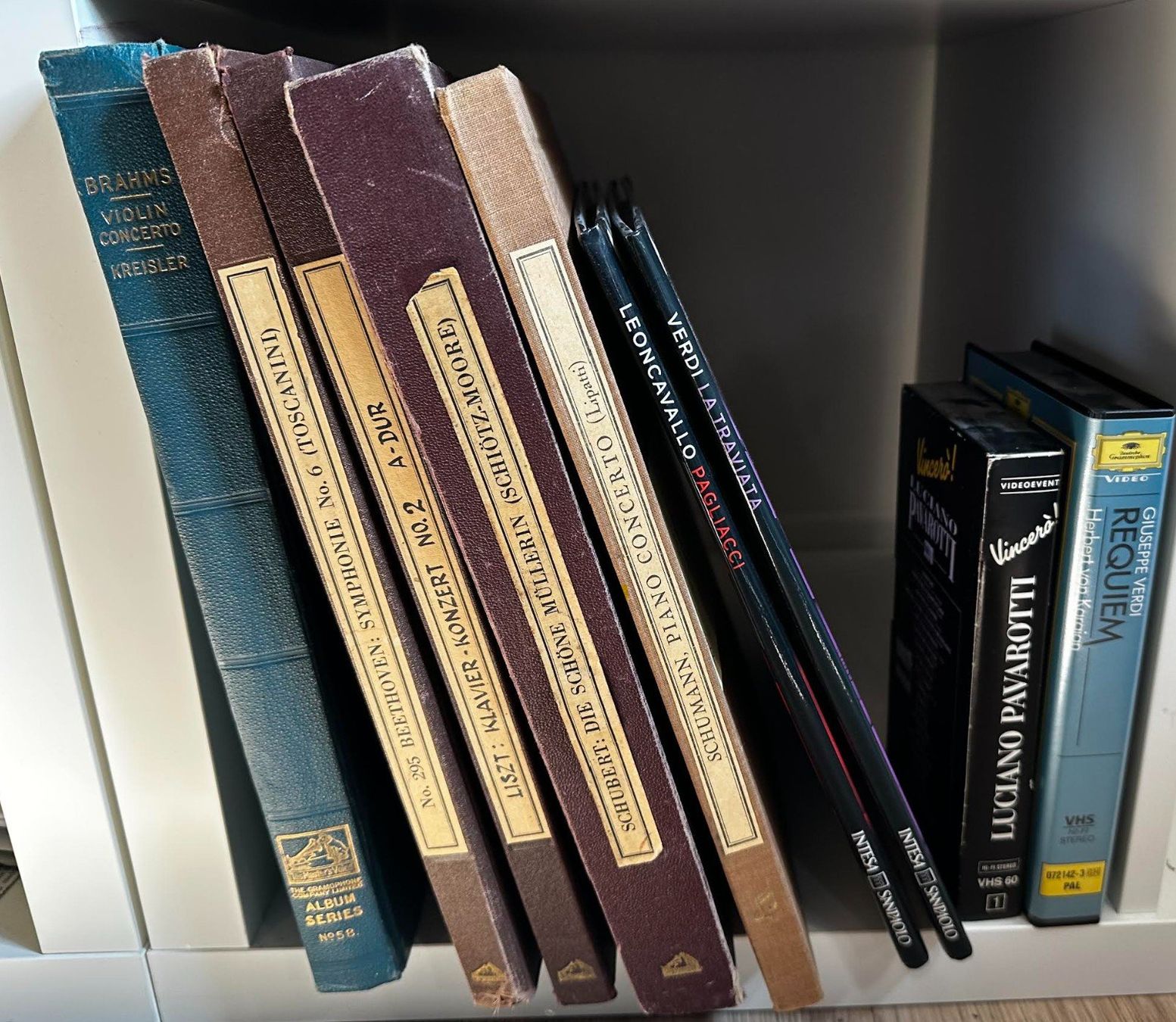 Schallplatten: 78rpm Schellack Platten Klassik + DVDs und VHS – Gebraucht aus Baar von Chefkoch2010