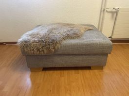 Hocker mit Aufbewahrung