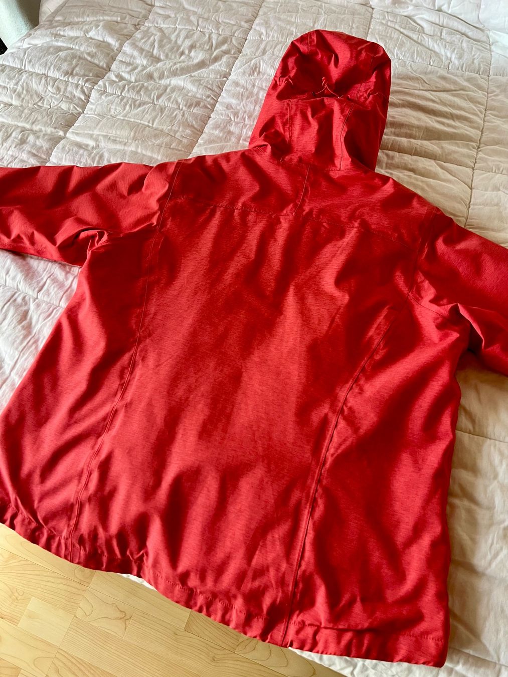 Jack Wolfskin Jacken: Schöne Jack Wolfskin Outdoor Jacke – Gebraucht aus Herrenschwanden von Benjamin4787 1