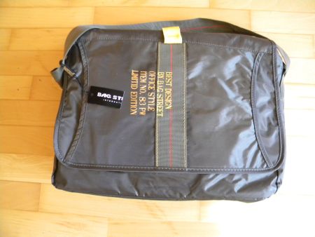 Umhänge-Tasche