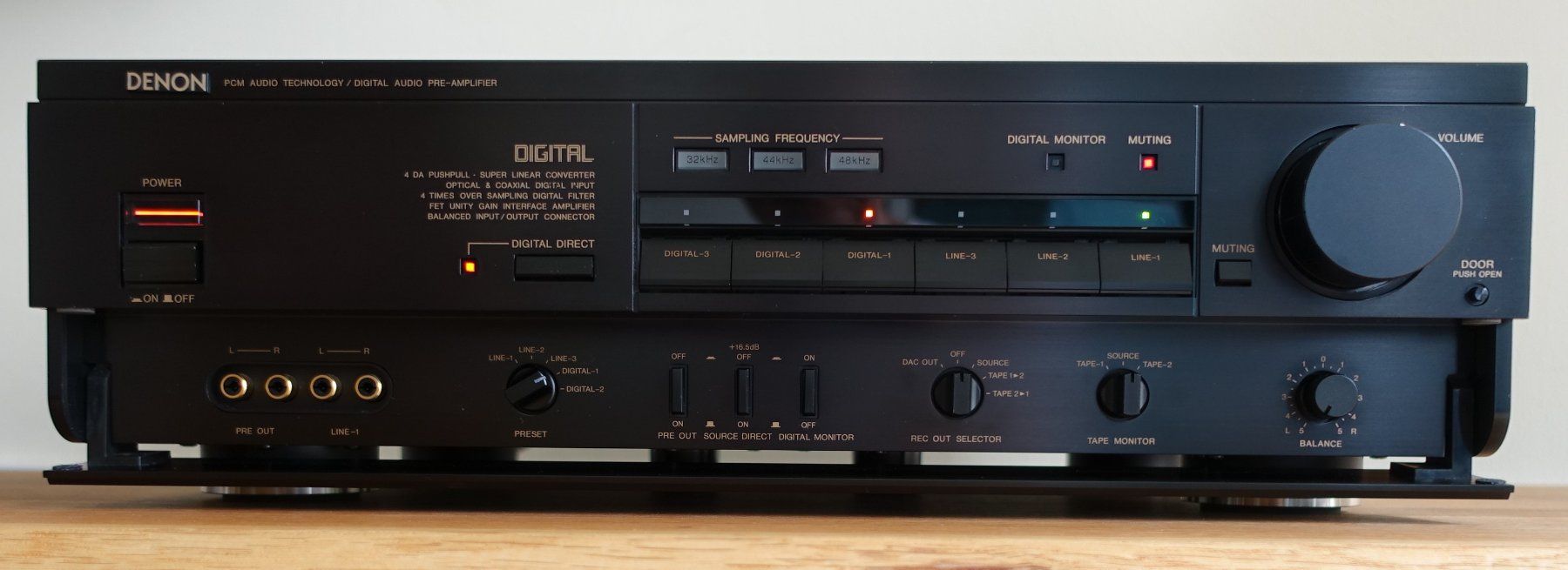 Denon Amplificatori: Denon DAP-5500 – Usato da Zürich venduto da Makemake 5