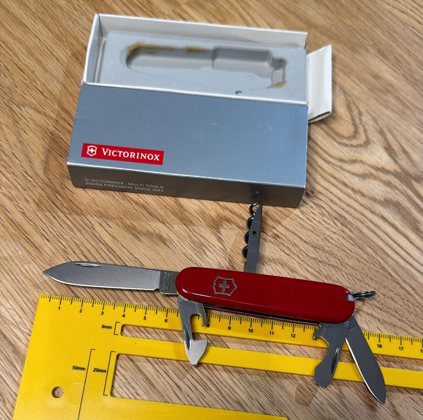 Victorinox Coltelli tascabile: VICTORINOX SACKMESSER ARA REGION LYSS – Nuovo e nell'imballaggio originale da Zürich venduto da Frei-Occasionen 7