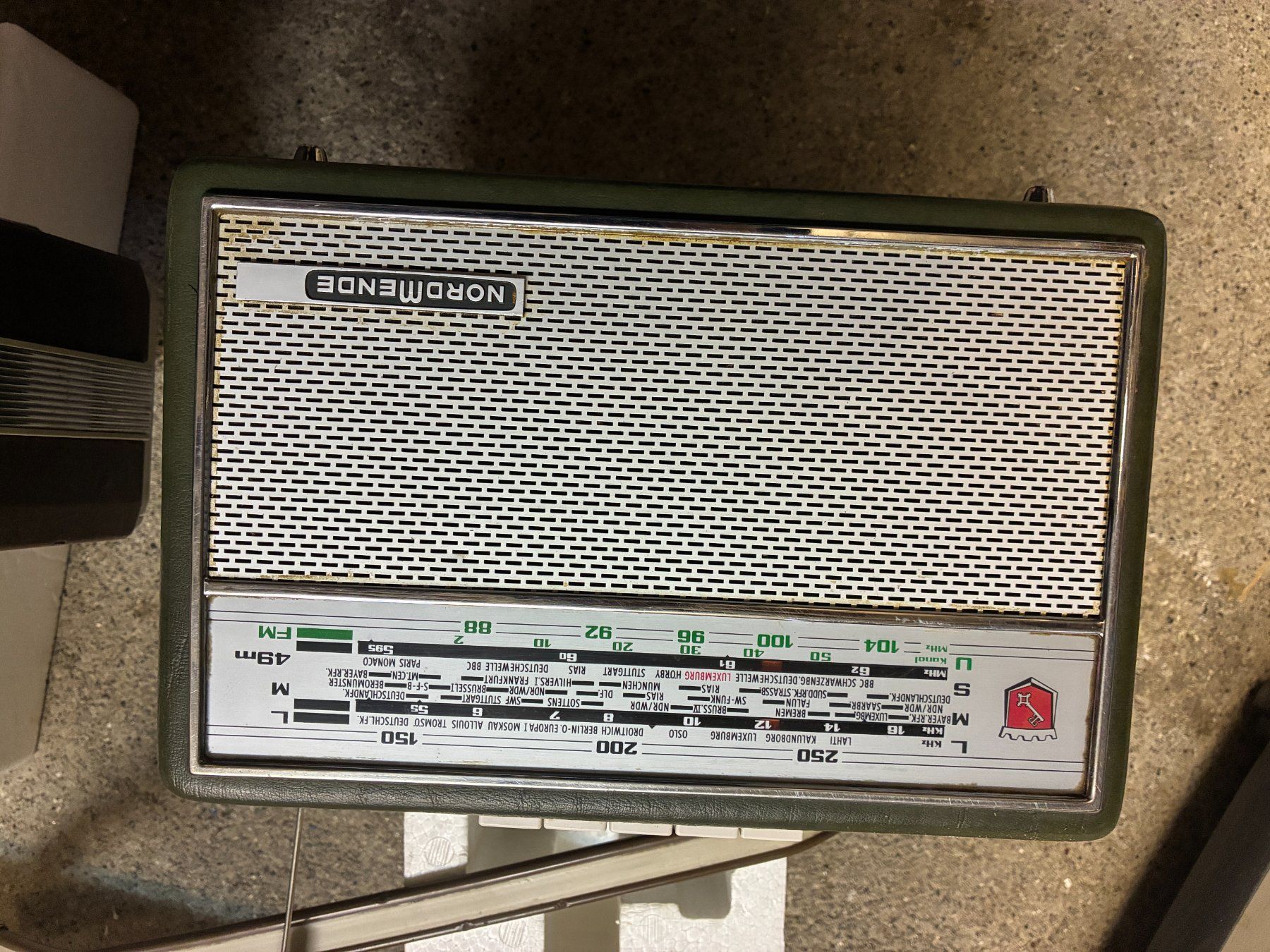 Radios: Alte Transistorradios – Defekt aus Thun von hei_x2mr 6