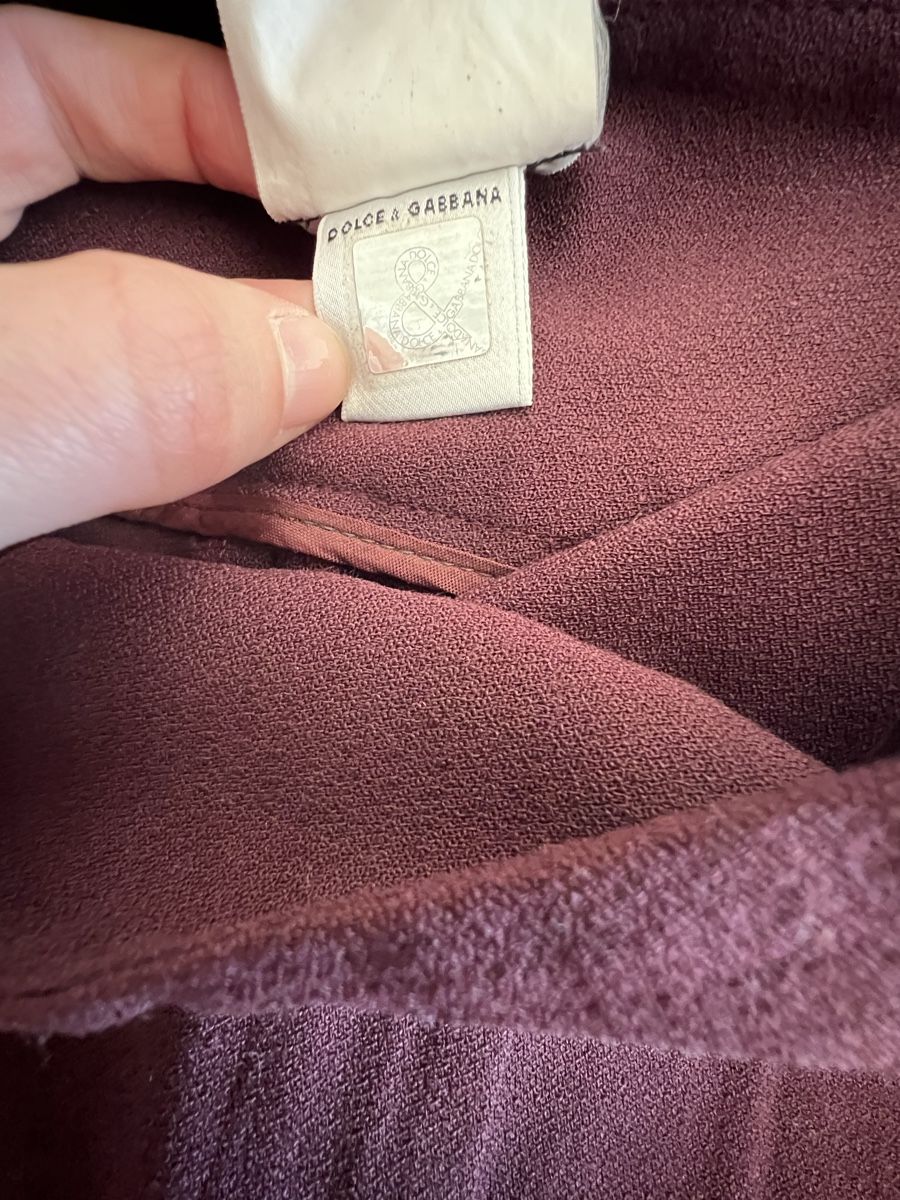 Dolce & Gabbana Hosen: D&G High Waist Hose Bordeaux – Gebraucht aus Zollikon von adr_c6zs 4