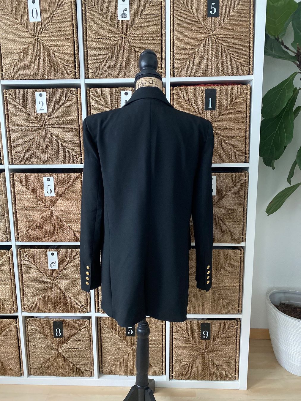 Zara Giacche: ZARA black jacket, size XL – Nuovo (secondo la descrizione) da Safenwil venduto da rgs_tg62 5