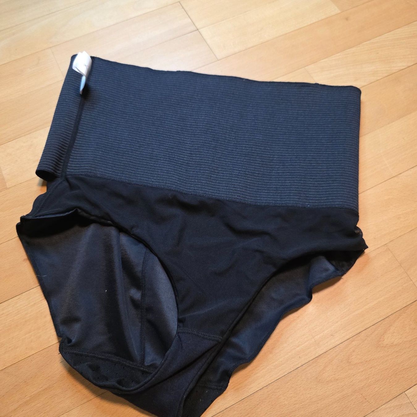 C&A Altra biancheria intima: C&A Shapewear Slip Gr. L 44/46 – Usato da Wald ZH venduto da CapLux 3