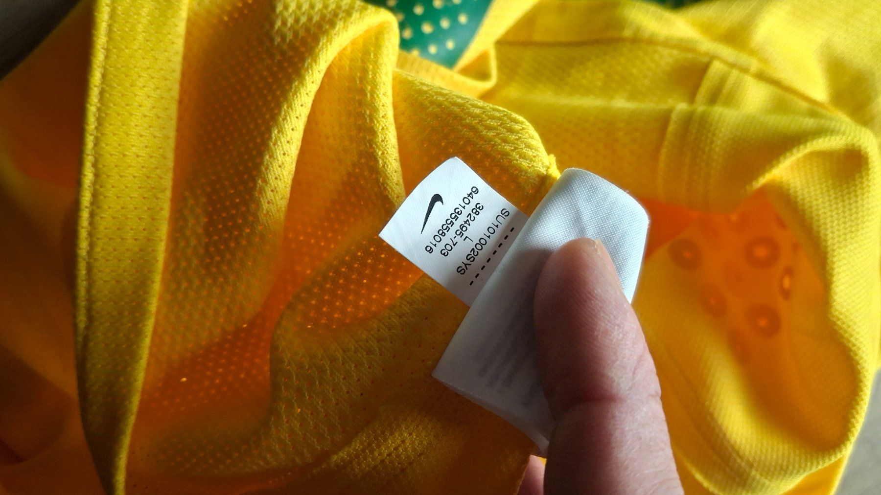 Nike Canottiere & Pantaloni: Nike Brésil World Cup 2010 Maillot Player Issue Authentic – Usato da Yverdon-les-Bains venduto da flo_8fgr 8
