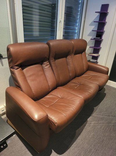 Divani: Echtleder Elite Sofa Neupreis: 3400chf  NEU – Nuovo (secondo la descrizione) da Plaffeien venduto da Rena88 1