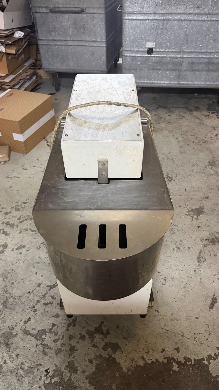 Elettrodomestici da cucina: Teigmaschine – Usato da Spiez venduto da kruz01