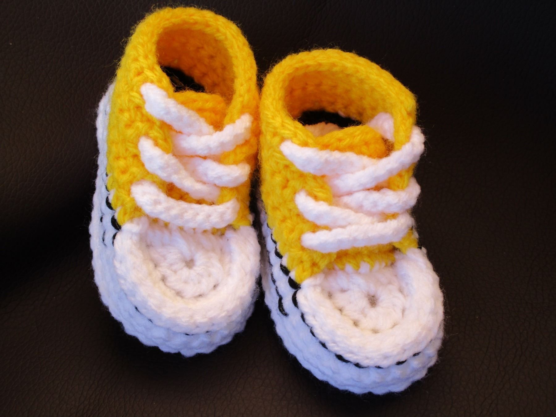 Calze per bambini: Babyschuhe Hand gehäkelt (10cm) – Nuovo (secondo la descrizione) da Leuk Stadt venduto da Simone_RZ