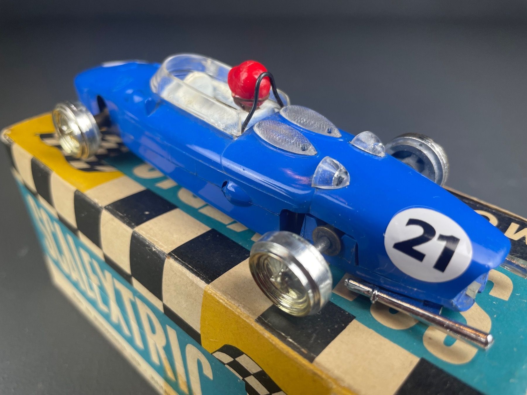 Piste: Scalextric C62 Ferrari Shark Nose Blue #21 – Nuovo (secondo la descrizione) da Genthod venduto da lightyear63 3