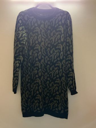 Robe pull ONLY noire et kaki - jamais portée – taille L
