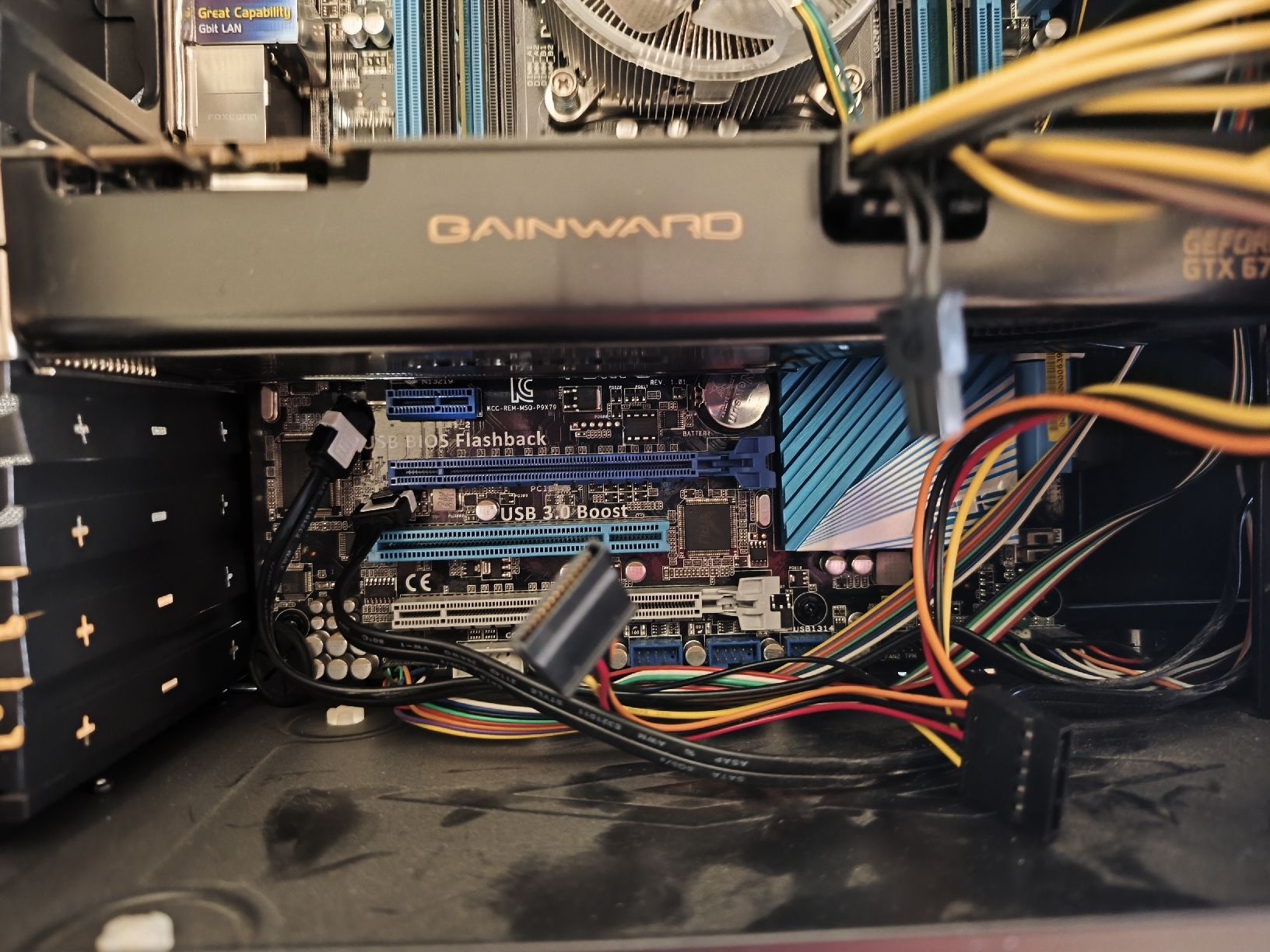 Asus PCs: Asus R480 Coolnng Master – Gebraucht aus Burgdorf von weggu.666 3