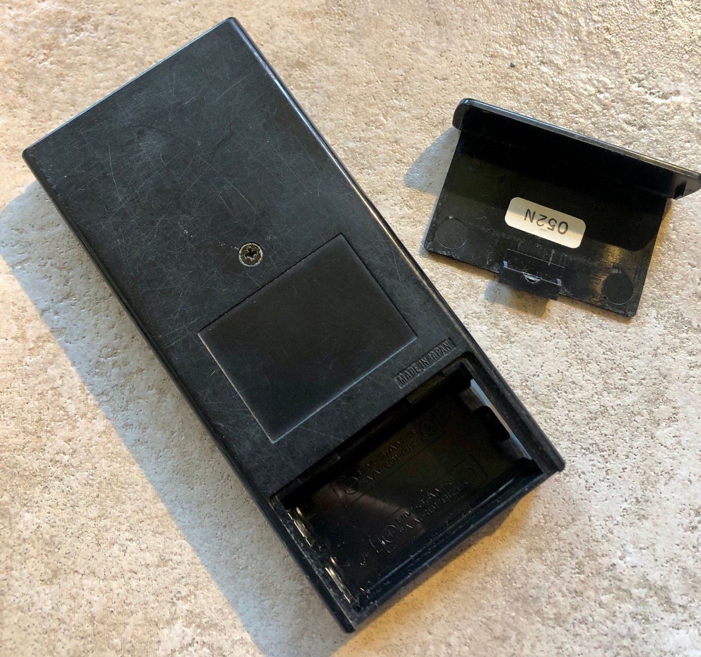 Telecomandi: Alte TV Fernbedienug – Usato da Saas-Grund venduto da GarageSaleToday 1