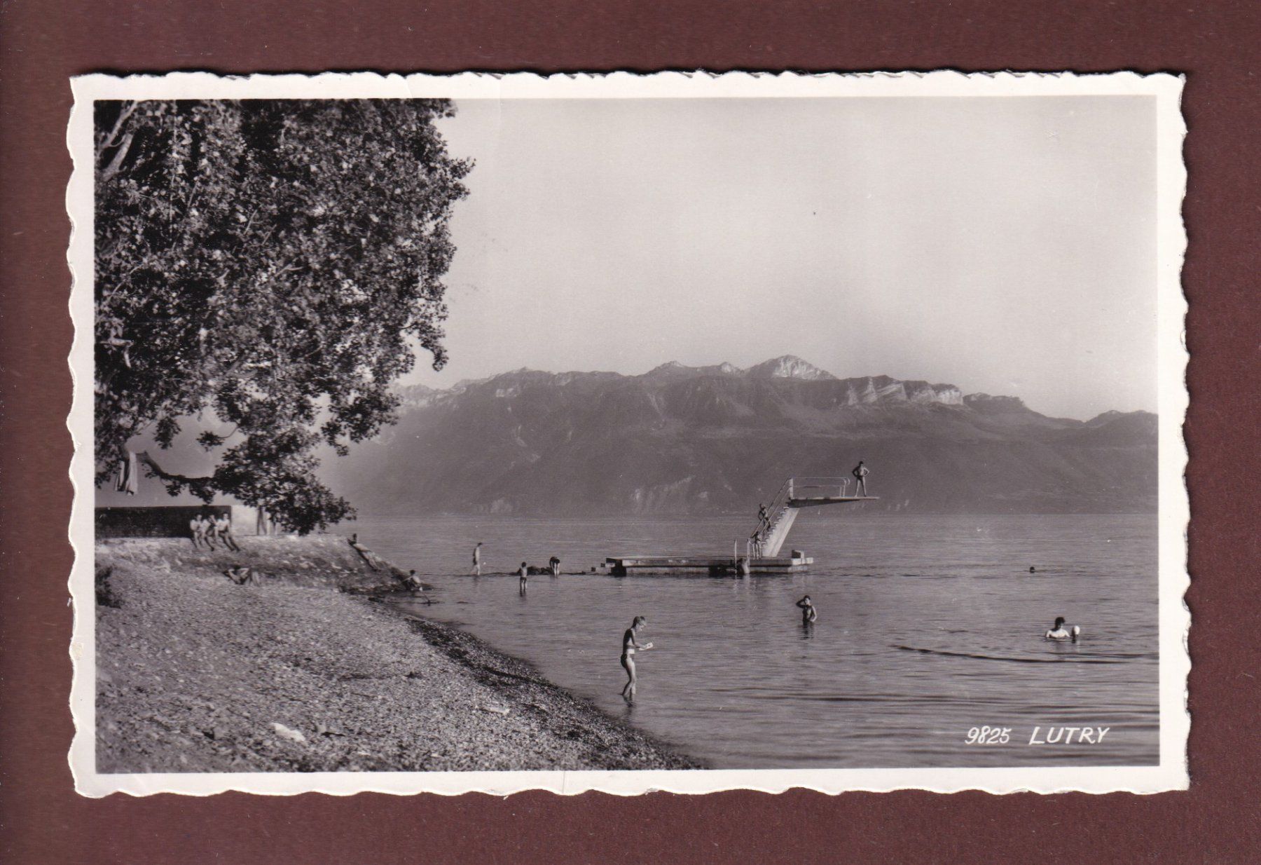 Ansichtskarten: LUTRY - Plage - 1965 – Gebraucht aus Pully von nicecards-shop