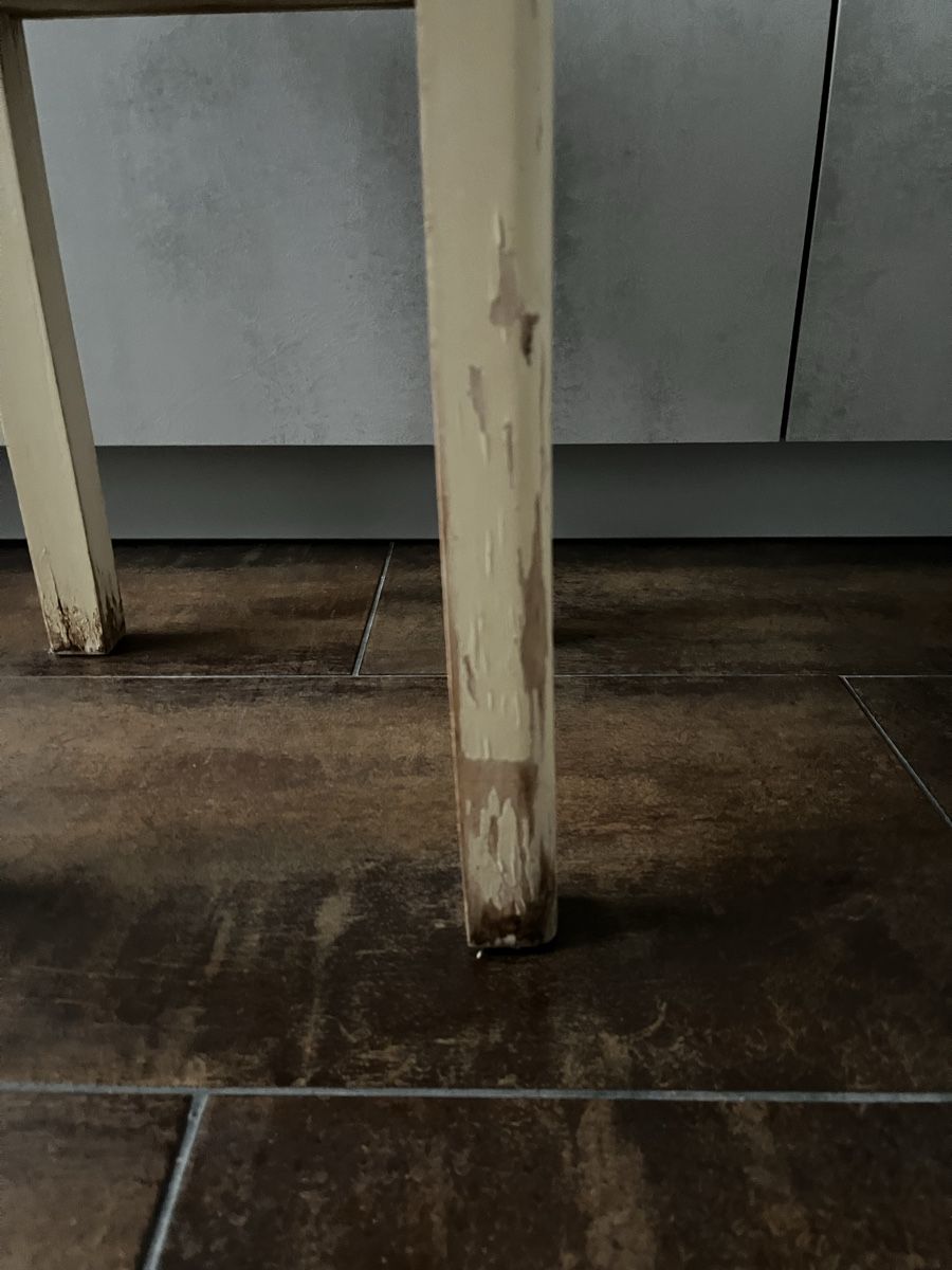 Sgabelli: Tabouret vintage avec rangement intégré – Usato da St. Prex venduto da Nikolletta 3