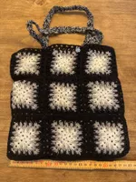 Tasche gehäkelt schwarz weiss