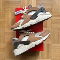 Nike Air Huarache Stüssy, Desert Oak, OG retro, US12 / EU 46