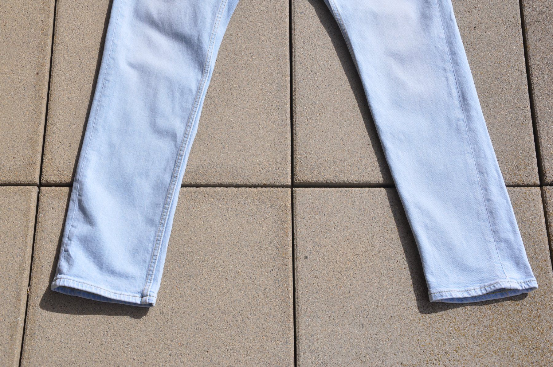 Pull&Bear Jeans: PULL & BEAR Jeans Grösse 32 - Hellblau - Kaum getragen – Usato da Winterthur venduto da juve1972 3
