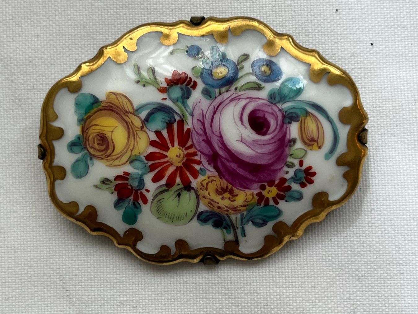 Rosenthal Spille & Fermagli: wunderschöne, handbemalte Brosche von Rosenthal, – Usato da Zürich venduto da livifloli
