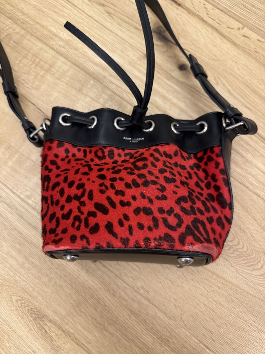 Saint Laurent Sacs femmes: Sac Emmanuelle de Saint Laurent  – D'occasion à Puplinge par Cechth 4