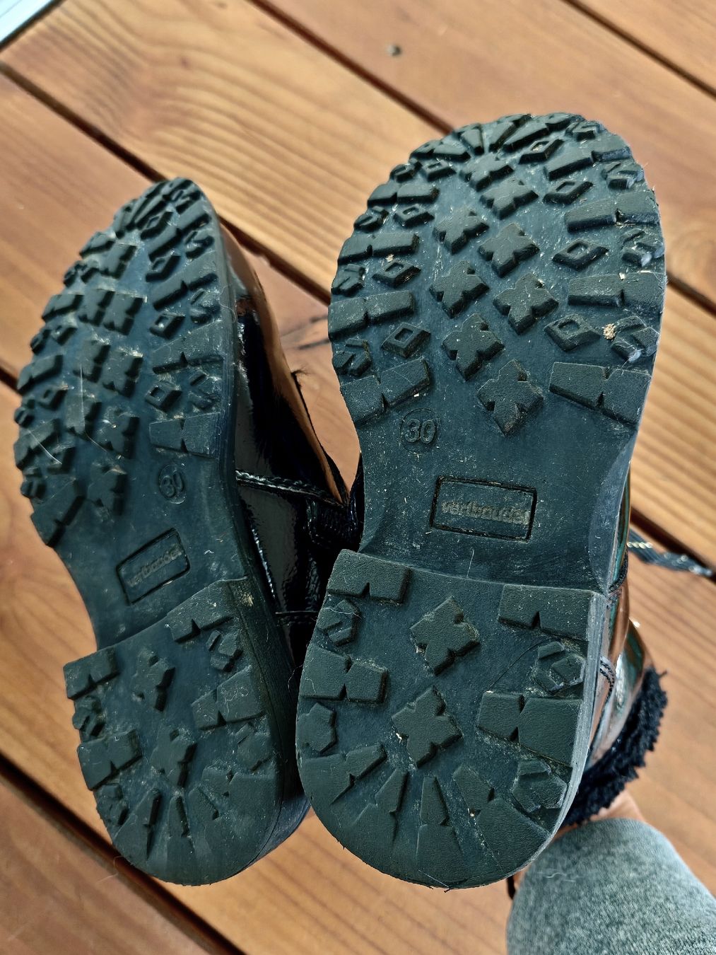 Vertbaudet Scarpe per ragazze: Vertbaudet Boots schwarz Lackleder Grösse 30 – Usato da uster venduto da colorpw 2