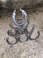 Weinflaschenhalter aus Hufeisen