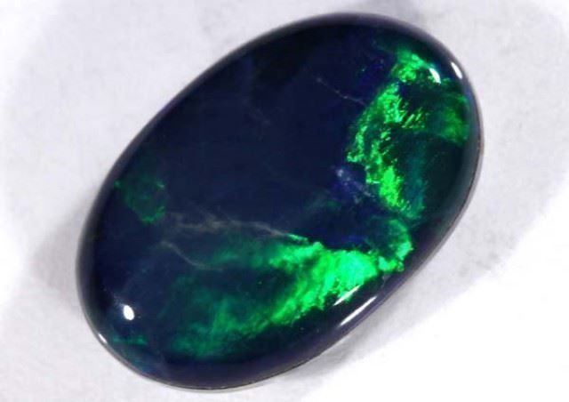 Pietre preziose: Australische Opal Dublette 2.50cts. – Nuovo (secondo la descrizione) da Bern venduto da Grindelwaldaus 2
