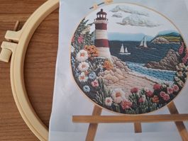 Handgesticktes Bild, Leuchtturm-Motiv.