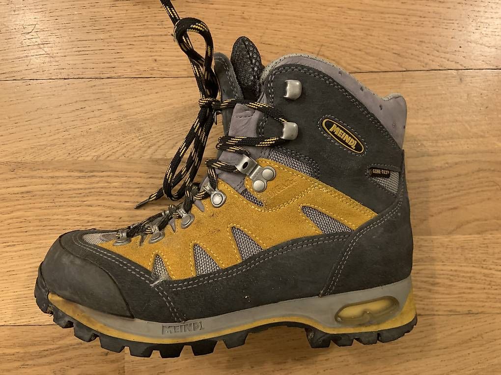 Meindl Damenschuhe: Meindl Wanderschuhe, Gr. 38. Top Zustand! – Gebraucht aus Zürich von aqualina77 1