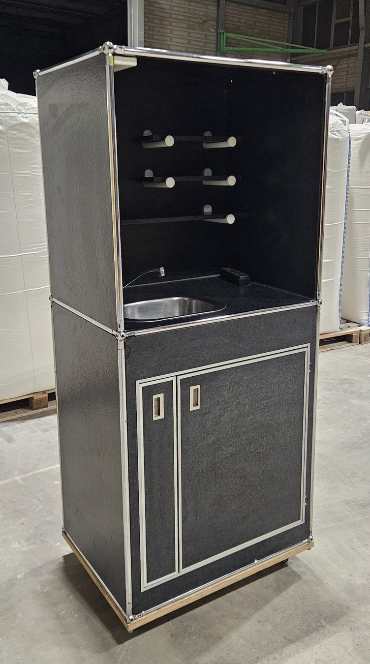 Cucine complete: Kitcase Messeküche im USM Style – Usato da Aarburg venduto da joe1366 3