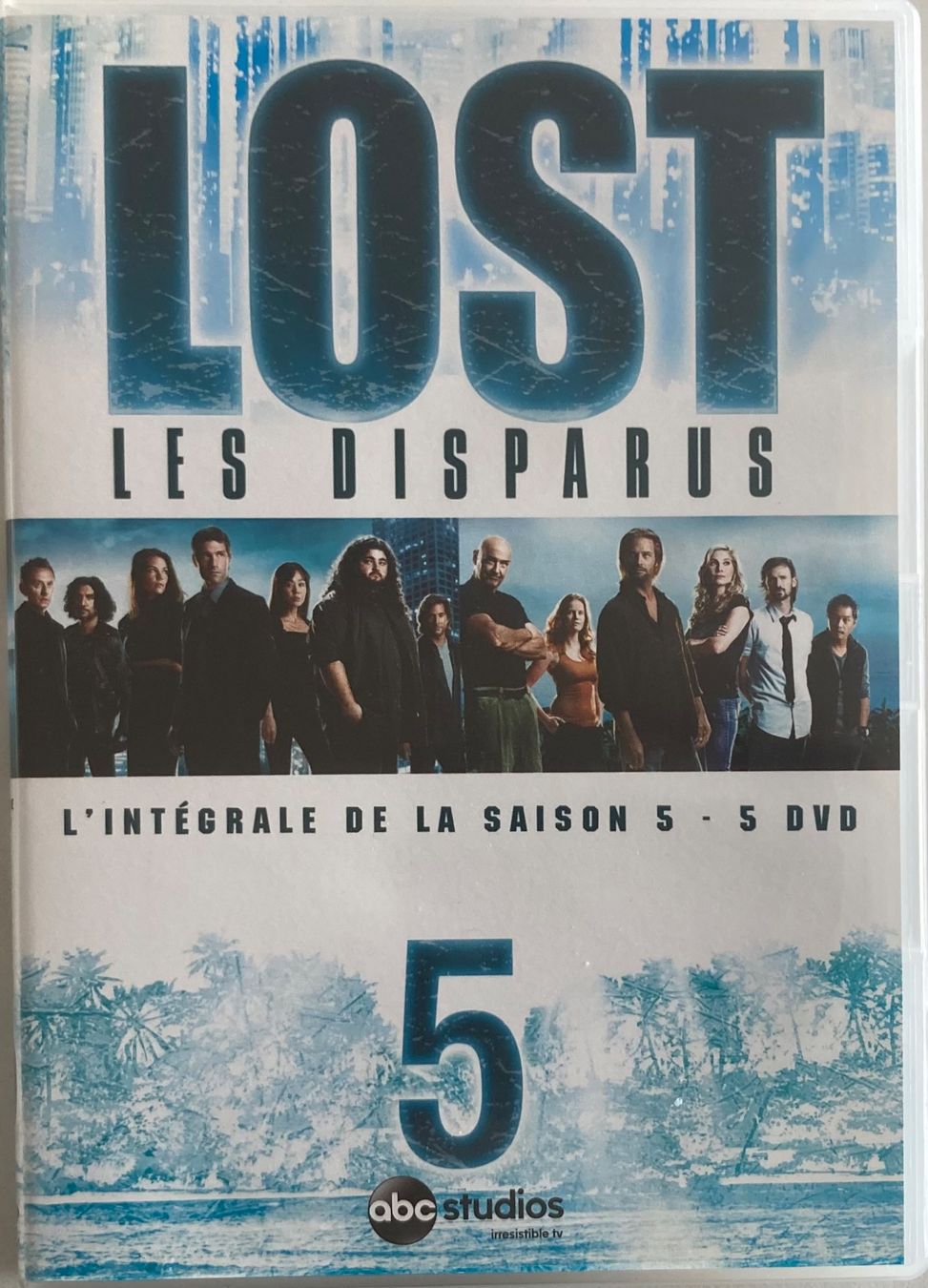 Tutti i DVDs: LOST - LES DISPARUS - L'INTÉGRALE DE LA SAISON 5 – Usato da Poliez-Pittet venduto da Newtown-Records 3
