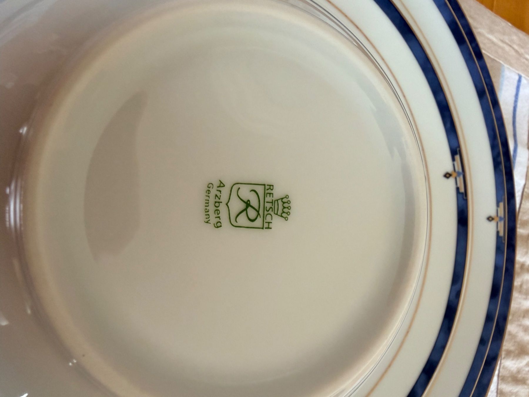 Arzberg Set di piatti: Service de table Retsch Arzberg – Usato da Mézières VD venduto da Unforgettable 4