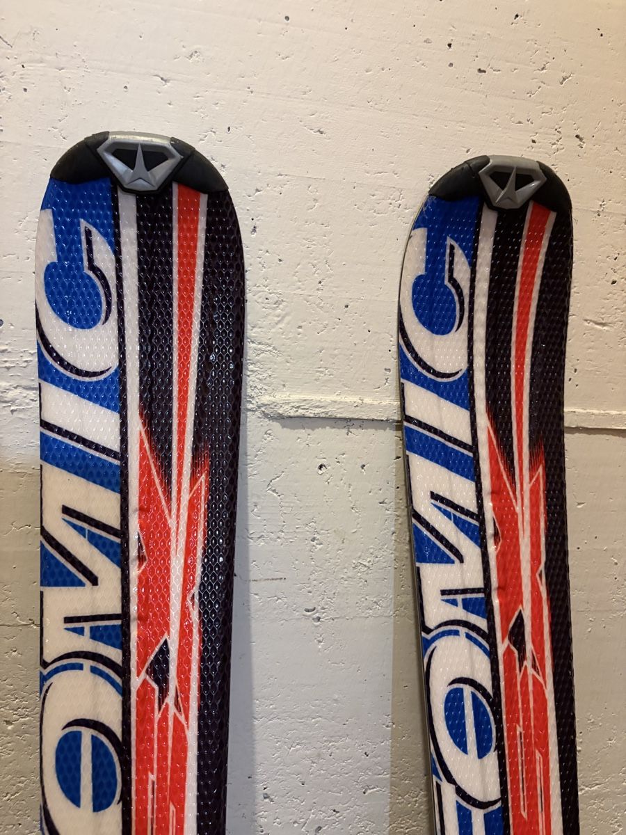 Atomic Sci: Atomic Aeropspeed 6 Skis 170cm, Bindings AT 414, Winter Read – Usato da steinhausen venduto da blockfr