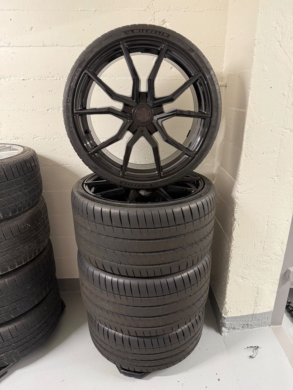 Pneumatici & Ruote complete: Tuningfelgen mit Dimensionen 20x9,0J 18/0174 – Usato da Lausen venduto da Rocar_GmbH