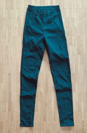 Jeans stretch dunkel grün, ungetragen Gr. XS