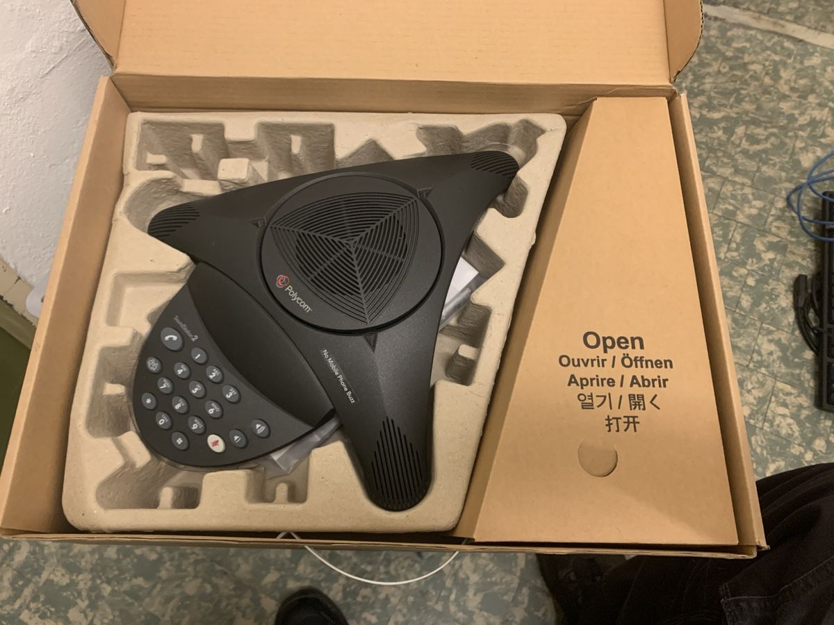 Polycom Telefoni: Polycom SoundStation2 Konferenztelefon NEU – Nuovo e nell'imballaggio originale da Opfikon venduto da Safside 1